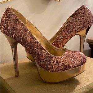 Sequin Pumps